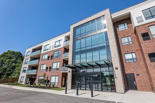 412-3998 Victoria Ave, Vineland, ON, L0R2C0 | Card Image