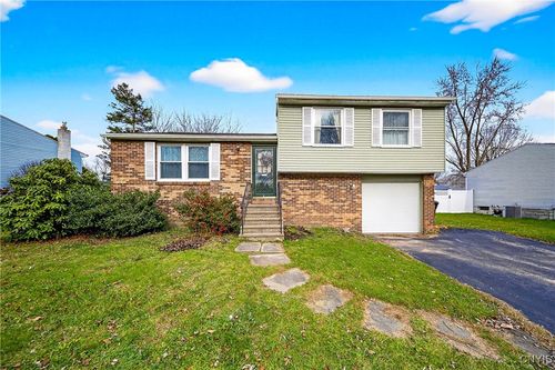 113 Rocky Rd, Liverpool, NY, 13090-3730 | Card Image