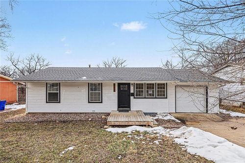 14804 Bellaire Ave, Grandview, MO, 64030-4342 | Card Image