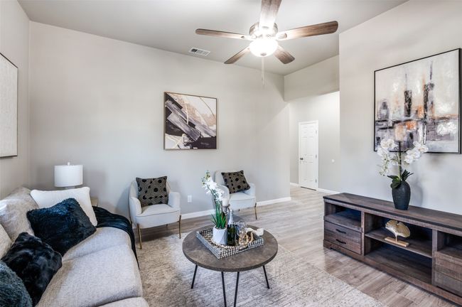 410 S Grand Ave, House other with 4 bedrooms, 3 bathrooms and null parking in Gainesville TX | Image 4
