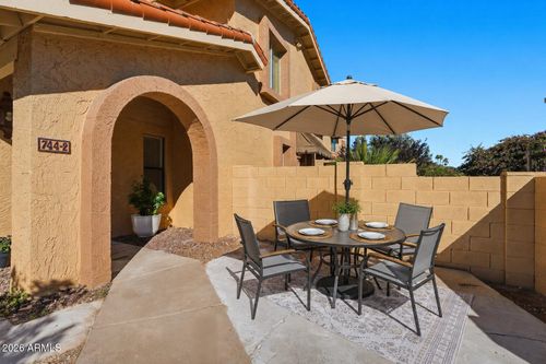 2-744 E North Ln, Phoenix, AZ, 85020-1596 | Card Image