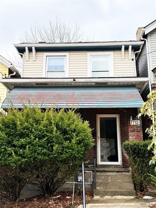 7712 1/2 Francis Street, Swissvale, PA, 15218 | Card Image
