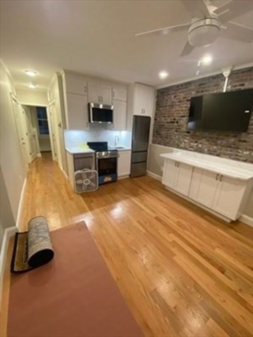 apt-10-37 Garden St, Boston, MA, 02114-3771 | Card Image