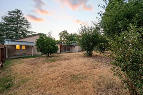 5400 Essex Ct, Fair Oaks, CA, 95628-2906 | Card Image