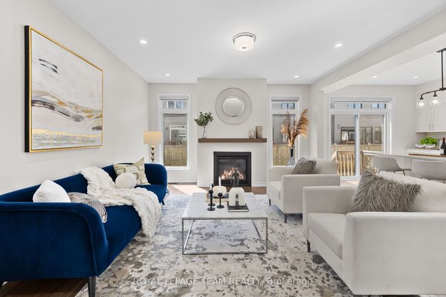 908 Echinacea Row, House other with 4 bedrooms, 4 bathrooms and 4 parking in Nepean ON | Image 6