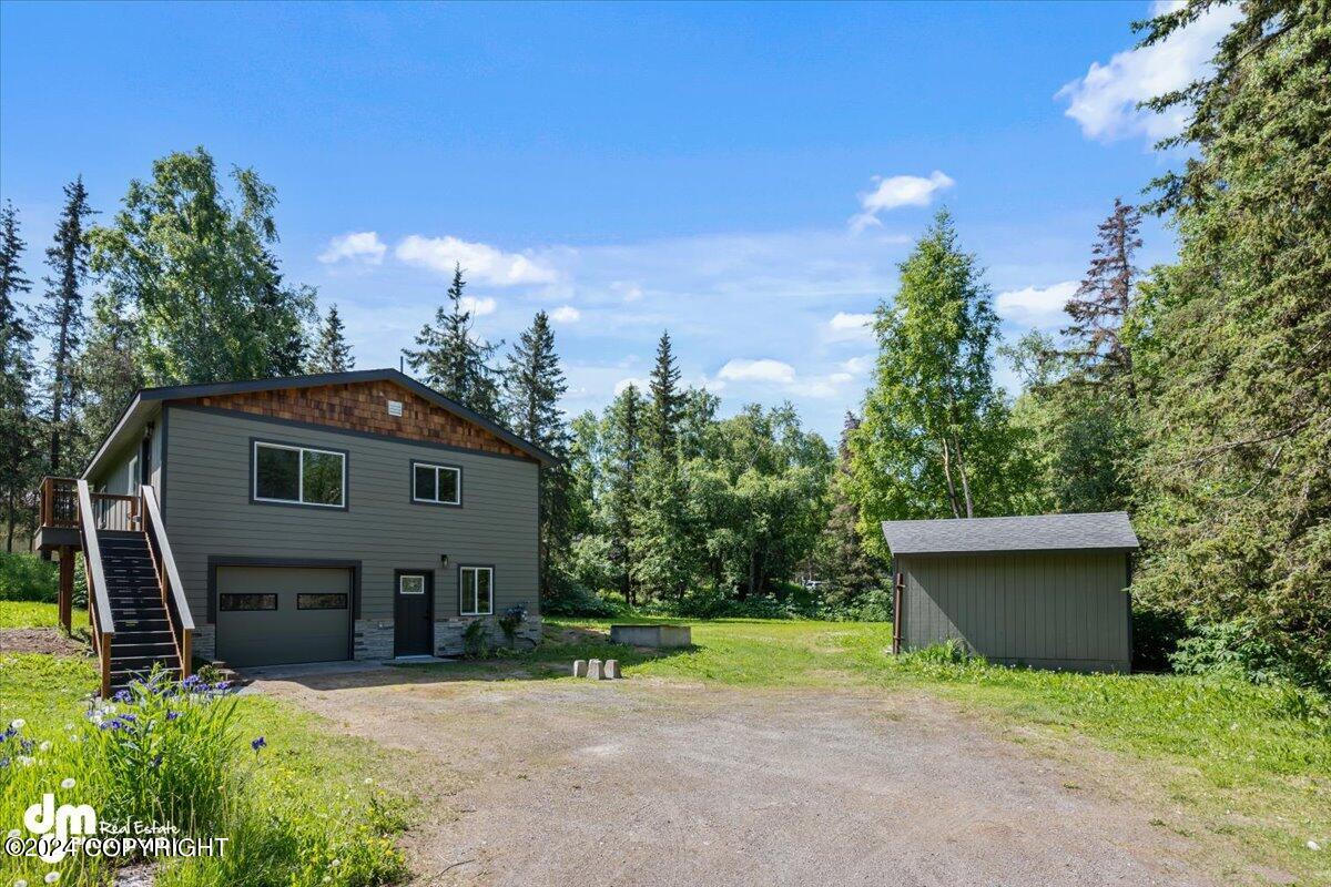 Tahneeta Dr, Anchorage, AK 99507