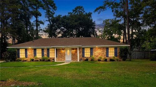 200 Yew Street, Satsuma, AL, 36572 | Card Image