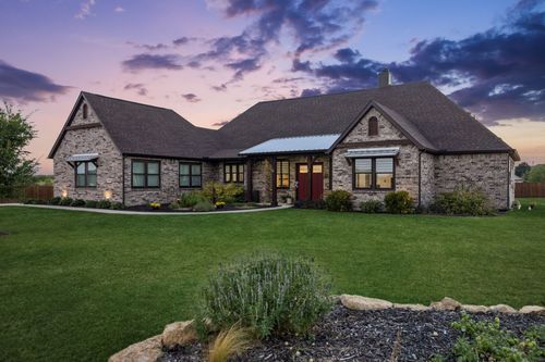 5008 Crown Ct, Sanger, TX, 76266-6822 | Card Image