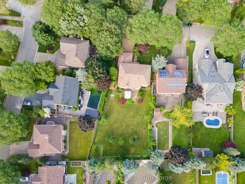 32 Addington Sq, Unionville, ON, L3R7N4 | Card Image