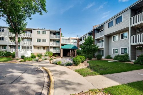 278ne-1601 N Innsbruck Dr, Fridley, MN, 55432-6046 | Card Image