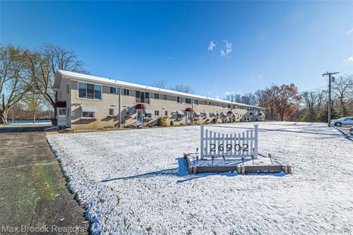 apt-15-26902 Sandy Hill Ct, New Hudson, MI, 48165-9603 | Card Image