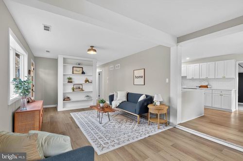 2472 Leaman Rd, RONKS, PA, 17572-9787 | Card Image