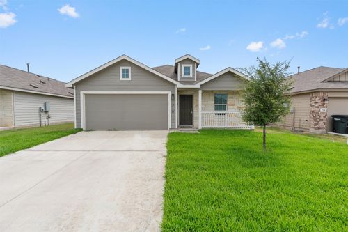 518 Blue Stem Rd, New Braunfels, TX, 78130-0327 | Card Image