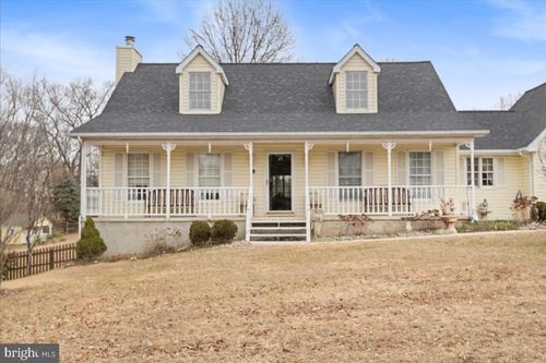 462 Camelot Blvd, FALLING WATERS, WV, 25419-3736 | Card Image