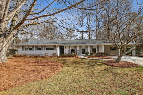 2077 Luray Ct, Dunwoody, GA, 30338-5210 | Card Image