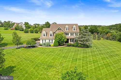 4741 Macgregor Dr, Schwenksville, PA, 19473-2146 | Card Image