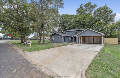 1518 Hooper Street, House other with 4 bedrooms, 2 bathrooms and null parking in Bryan TX | Image 2