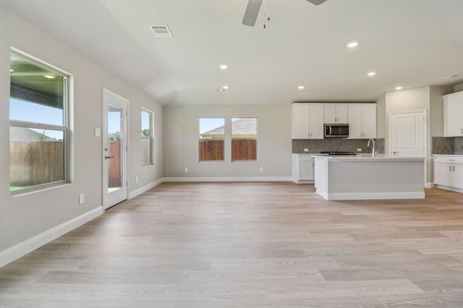 Photo is not of the actual home, but is an inspirational photo of builder’s model home and may depict options, furnishings, and/or decorator features that are not included. | Image 7
