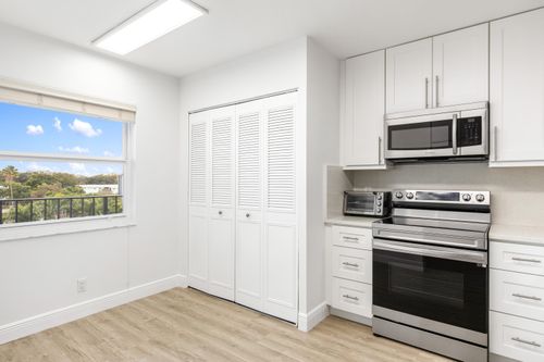 4080-6650 S Oriole Blvd, Delray Beach, FL, 33446-3513 | Card Image