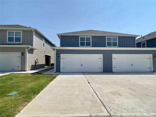 301 Marsh Ln, Princeton, TX, 75407-5764 | Card Image