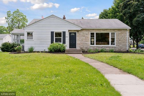 674 Wheelock Pkwy W, Saint Paul, MN, 55117-4150 | Card Image