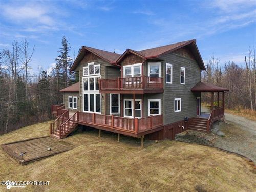 2425 N Larkspur Hill Cir, Palmer, AK, 99645-5901 | Card Image