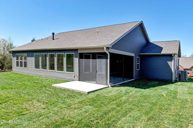 136 Walelu Trl, House other with 3 bedrooms, 2 bathrooms and null parking in Vonore TN | Image 28