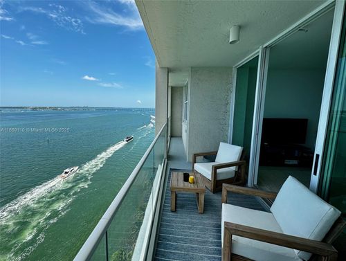 apt-1502-800 Claughton Island Dr, Miami, FL, 33131-2657 | Card Image