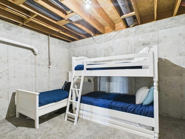 Extra sleeping area | Image 68