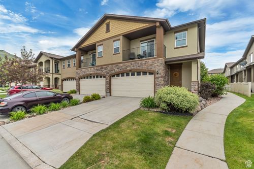 287 W 680 N, Centerville, UT, 84014-1423 | Card Image