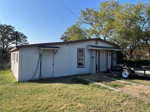 1128 Kay Street, Giddings, TX, 78942 | Card Image