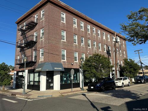 c-16 New St, Hewlett, NY, 11557-2019 | Card Image