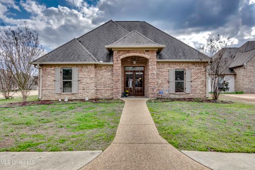601 Emerald Ct, Brandon, MS, 39047-6397 | Card Image