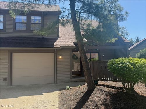 unit-4-1173 Red Tail Hawk Ct, Youngstown, OH, 44512-8011 | Card Image