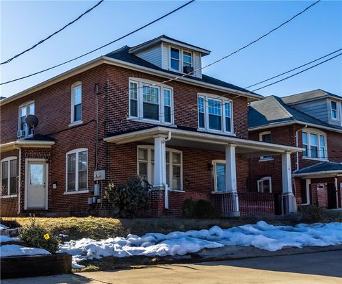 6 S 4th St, COPLAY, PA, 18037-1304 | Card Image