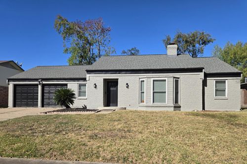 8822 Rowan Ln, Houston, TX, 77036-5346 | Card Image