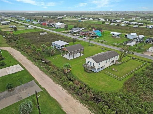 1112 N Monkhouse Dr, Home with 0 bedrooms, 0 bathrooms and null parking in Crystal Beach TX | Image 7