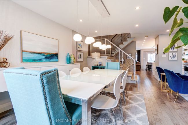 142 Carnwith Dr E, House attached with 3 bedrooms, 3 bathrooms and 2 parking in Whitby ON | Image 7