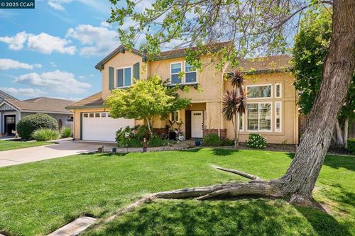 322 W Boesch Dr, Ripon, CA, 95366-3360 | Card Image