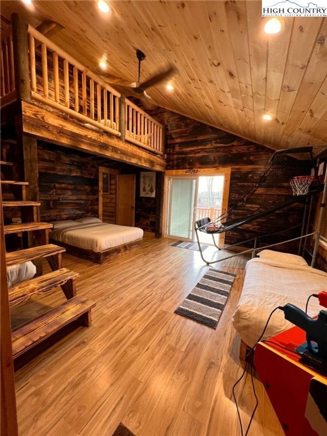 Bonus Room | Image 18