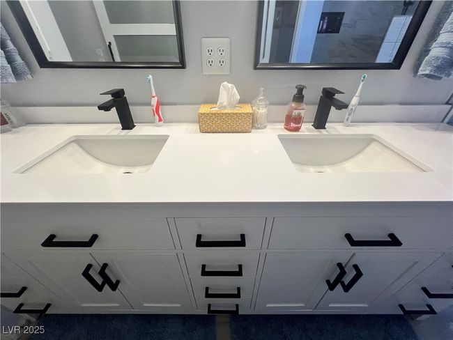 Full bath with double vanity | Image 36