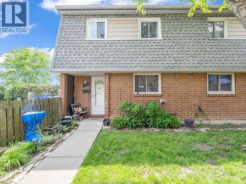 6701 Roseville Garden Dr, Windsor, ON, N8T1J3 | Card Image