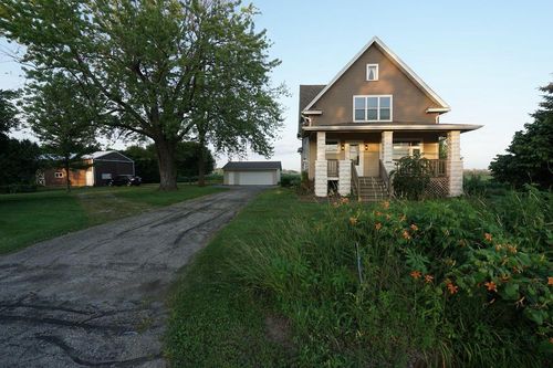 N2856 State Rd 47, CENTER, WI, 54913 | Card Image