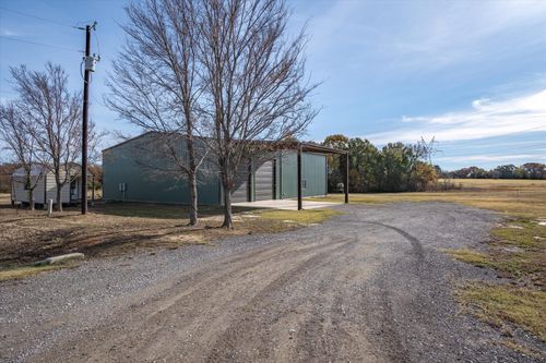 2781 Fm 859, Edgewood, TX, 75117-3828 | Card Image