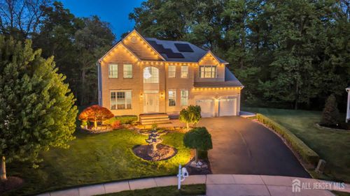73 Stratton Rd, Matawan, NJ, 07747-6834 | Card Image