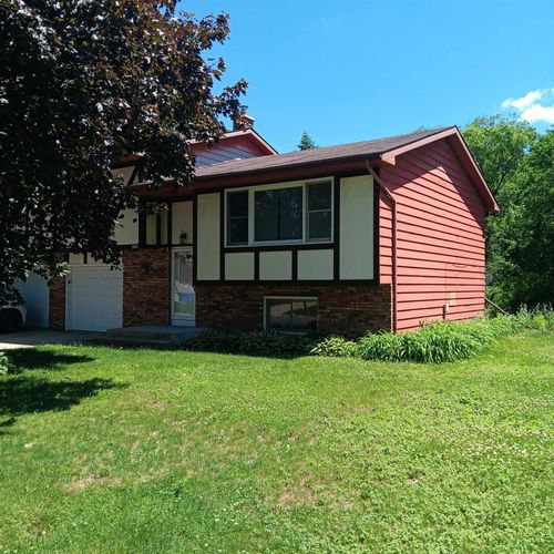2678 Richardson St, Fitchburg, WI, 53711-5433 | Card Image