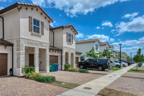 12661 Nw 23rd Pl, Miami, FL, 33167-1496 | Card Image