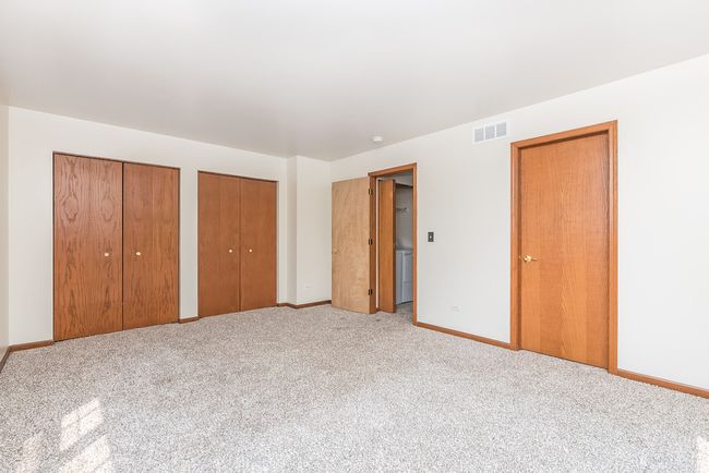 2593 Canyon Dr, Townhouse with 3 bedrooms, 2 bathrooms and 4 parking in Plainfield IL | Image 19