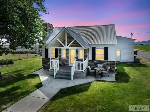 2214 S 1600 E, Preston, ID, 83263-5563 | Card Image