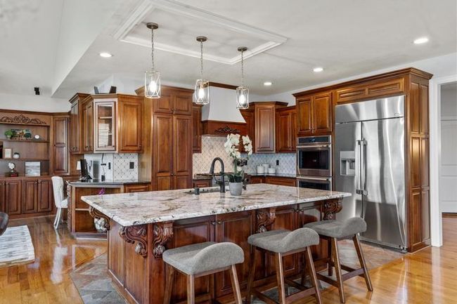 8127 Lone Elm Rd, House other with 5 bedrooms, 5 bathrooms and null parking in Lenexa KS | Image 13